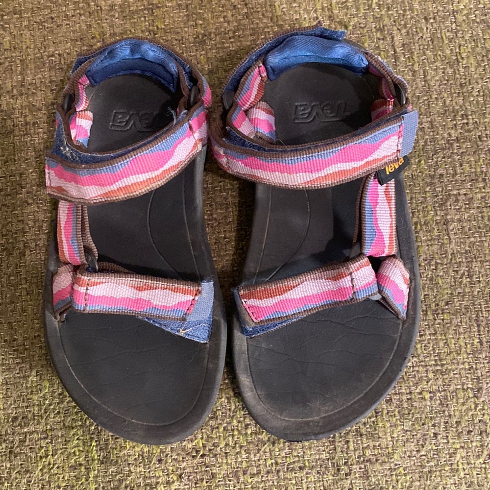 Kids TEVA sandals - size 11